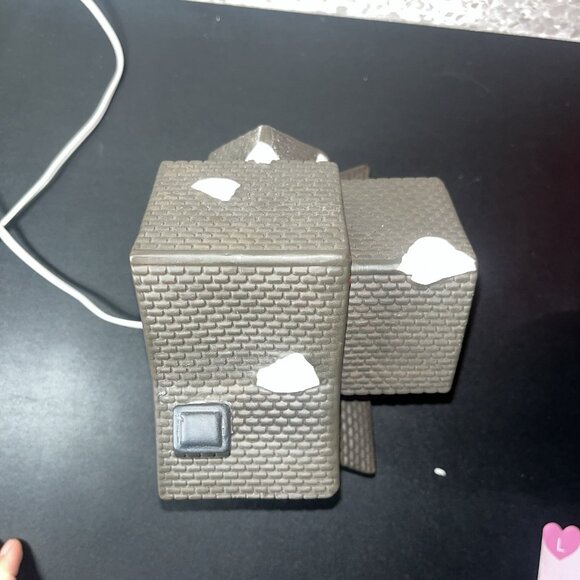 Dickens Towne Series SWEET SHOPPE 1997 Christmas Village Vintage Hand Painted - Picture 6 of 16